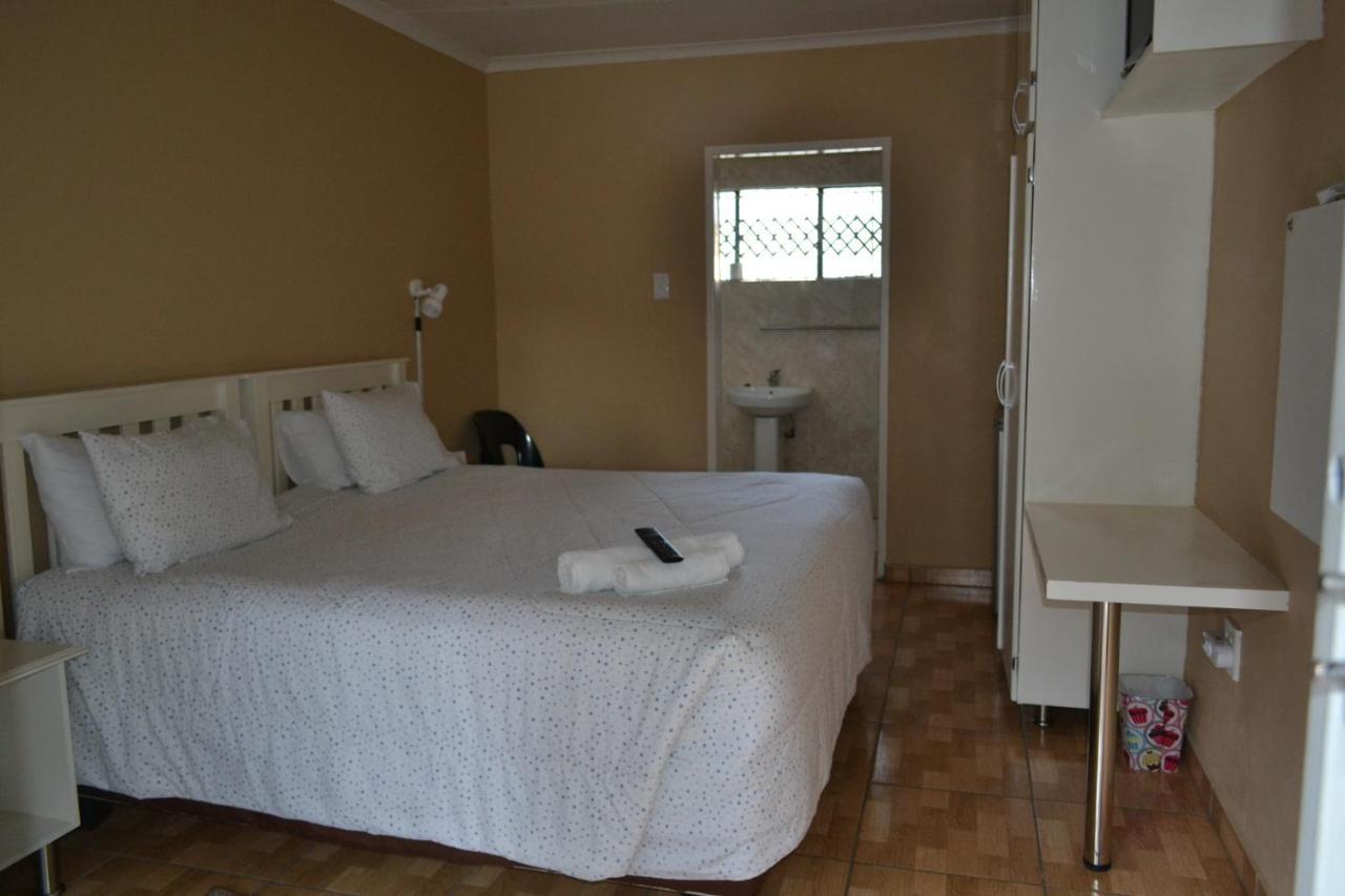Kamogelo Guest House Pilanesberg Εξωτερικό φωτογραφία